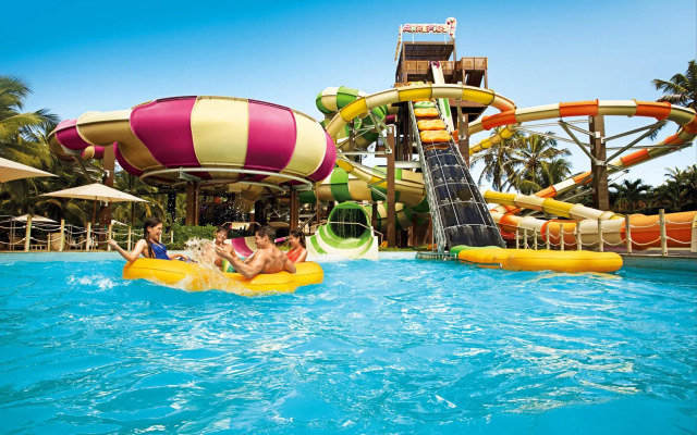 Beach Park Suites Resort