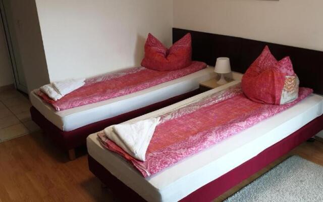 Apartmenthaus beim LKH Graz I Free Parking I Self Check-in
