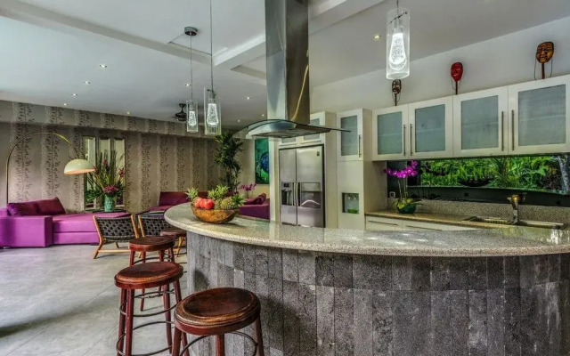 Villa Alchemy