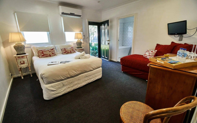 The Bronte Boutique Hotel