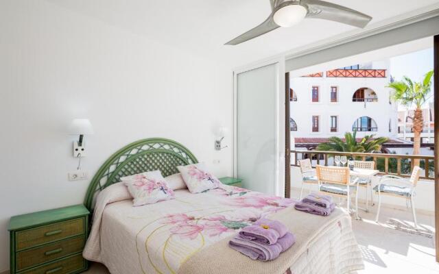 GO2TENERIFE Apart’Drago Family Santiago 1