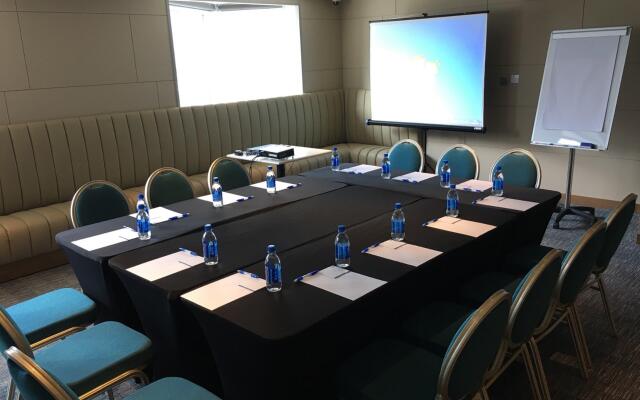Holiday Inn Express Hong Kong Mongkok by IHG