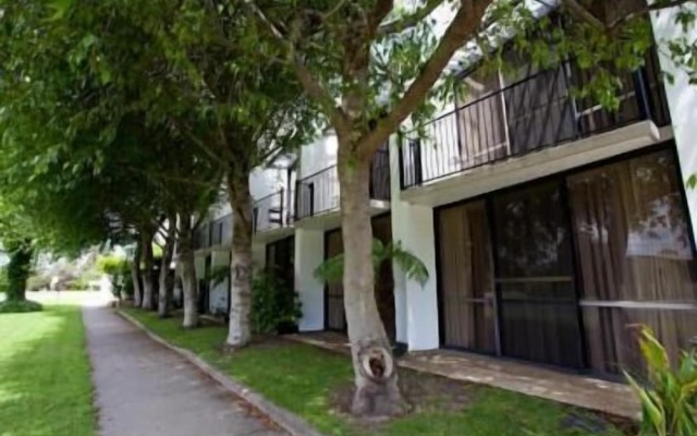 Connells Motel & Serviced Apartments