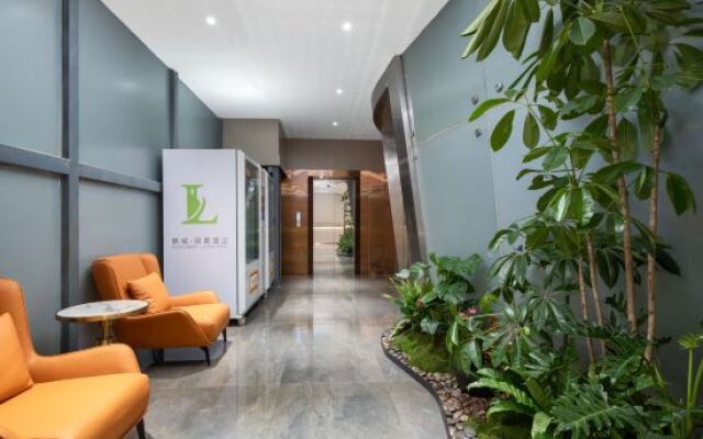 Pengcheng Lijing Hotel (Shenzhen Xiameilin Jingtian Branch)