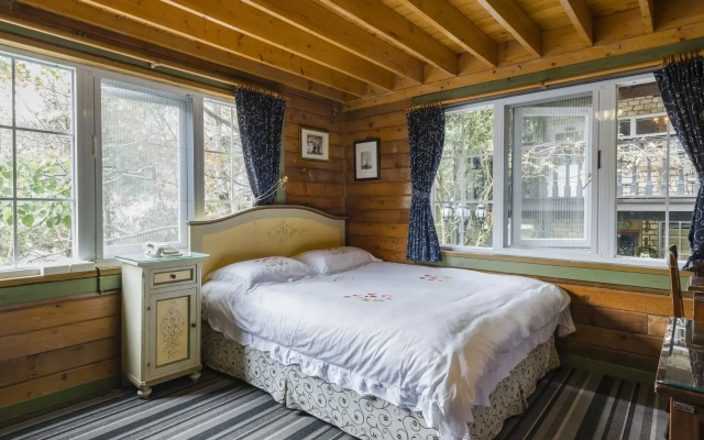 Cingjing Hanging Garden