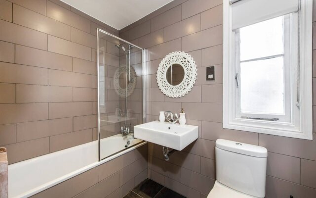 Bright, Stylish 3bed Flat in West Hampstead