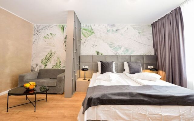 Park Studio Cismigiu Gardens - Quiet Room - Smart Tv