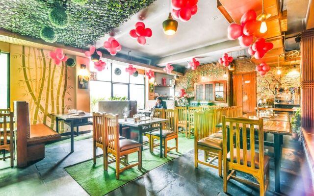 FabHotel Garden Grill