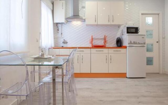 Lovely one bed apartment next to El Retiro