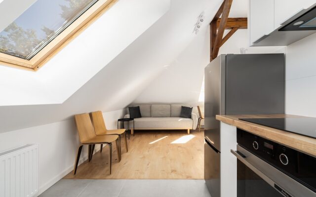 Rycerska Apartments by Renters