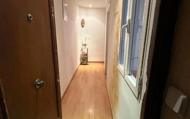 habitación matrimonial en piso compartido en el centro de Madrid