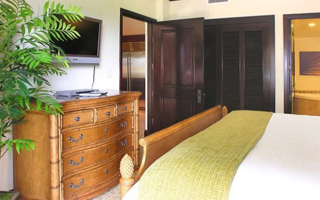 Waipouli Beach Resort H207 by RedAwning