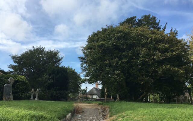 The Fox & Hounds Inn