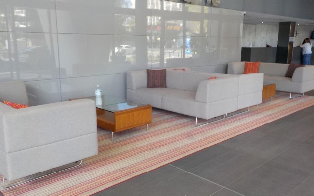 Circle on Cavill - HR Surfers Paradise – Lobby – Gold Coast