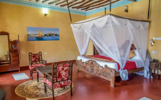 Tembo House Hotel