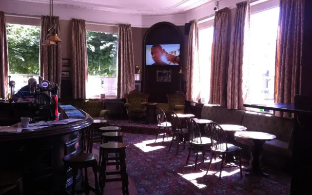 Forest Gate Hotel