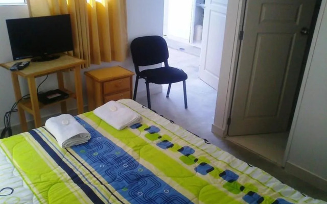 Icthus Paracas Backpacker House - Hostel