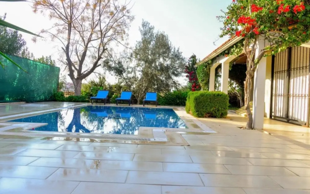 Gorgeous Secluded Villa With Private Pool and BBQ in Antalya