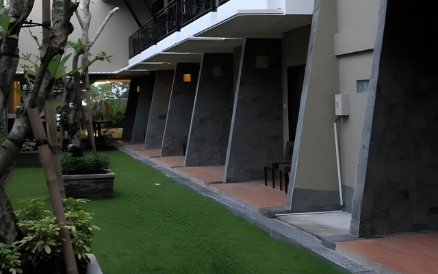 Ommaya Hotel & Resort