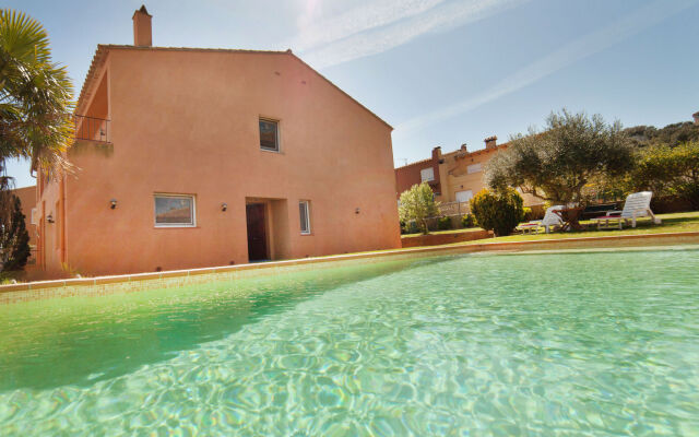 Holiday Home Villa Chari