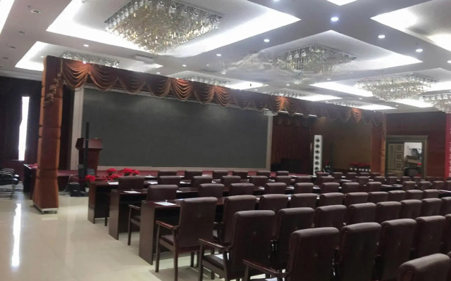 Taiyuan H Crystal Hotel (Jinyang Street Subway Station Branch)