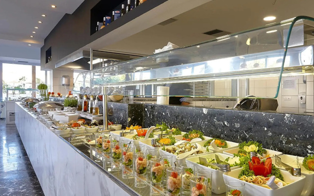 Vasia Royal Hotel