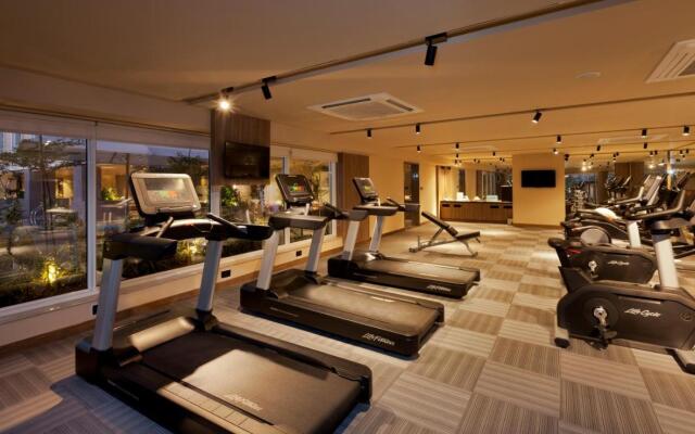 Lemon Tree Premier City Center Pune