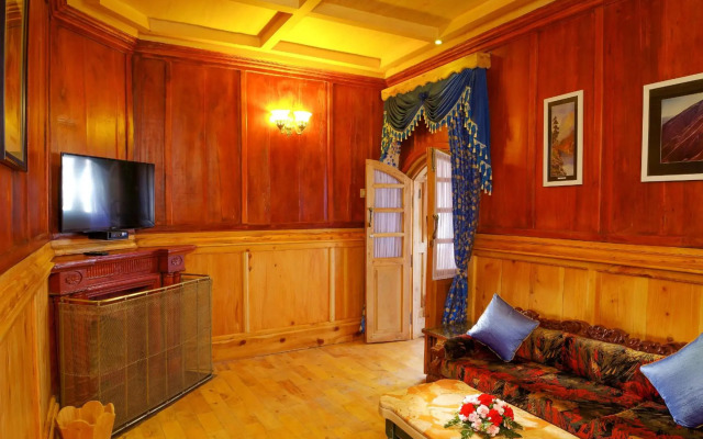 Vinnca West Downs Heritage Resort, Ooty