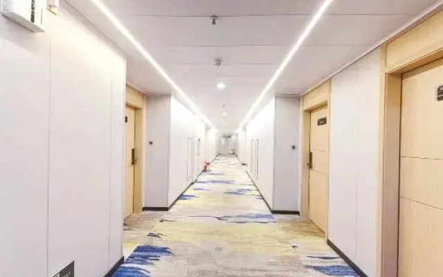 Dongguan Huihuang Hotel
