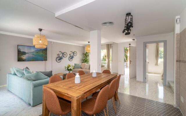 Sunny Camelia Villa Heated pool