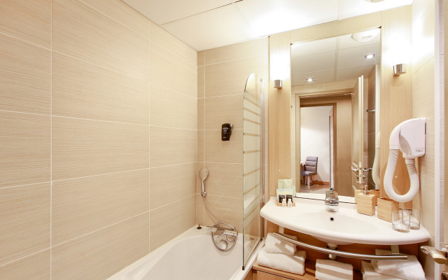 Clarion Aparthotel Toulouse Blagnac Airport