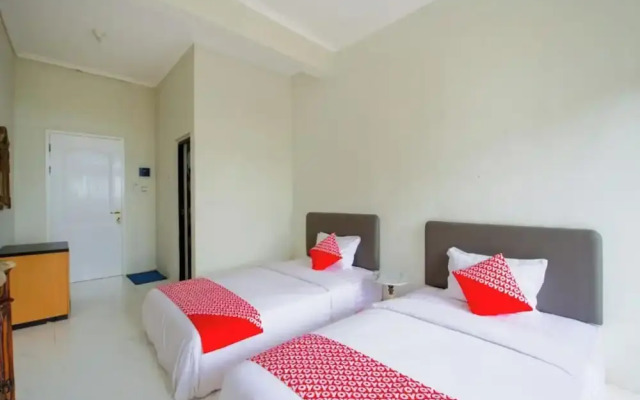 Capital O 3359 Pondok Wisata Jaden Trawas Mojokerto