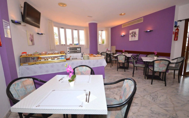 Hostal Molins Park
