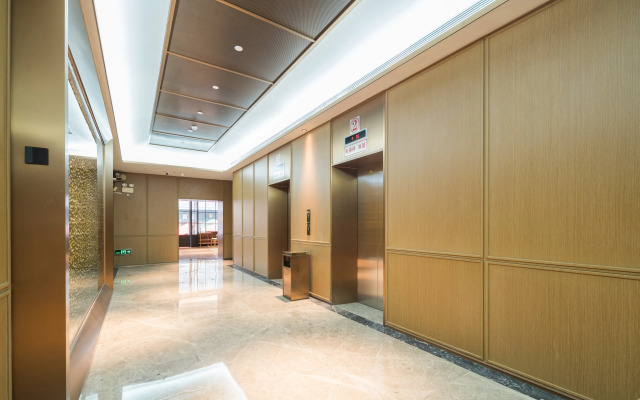 Orange Hotel (Shenzhen Futian Convention and Exhibition Center)