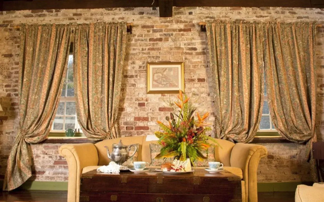 Copper and Lumber Store Hotel