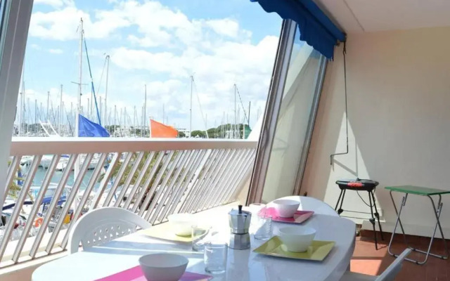 Appartement Port Camargue, 2 pièces, 4 personnes - FR-1-250-73