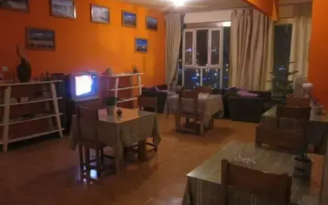 Mai Tian Youth Hostel