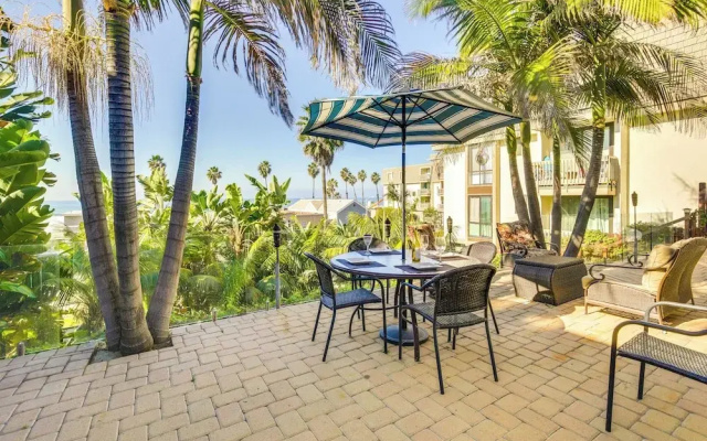 Tropical Oceanside Home w/ Deck, Walk to Beach
