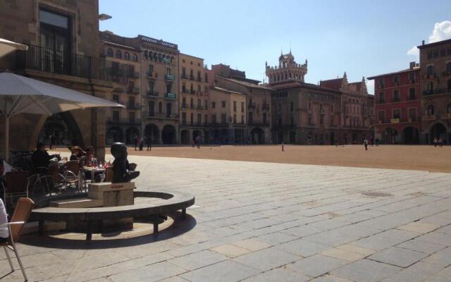 Apartaments Vicus 1 con vistas a la Plaza Mayor de Vic
