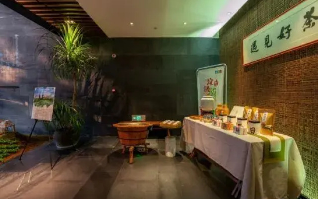 Hermitown Time Hotel