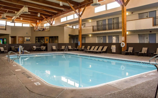 Lifestyle Inn Cedar Falls