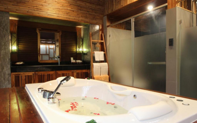 Railay Village Resort