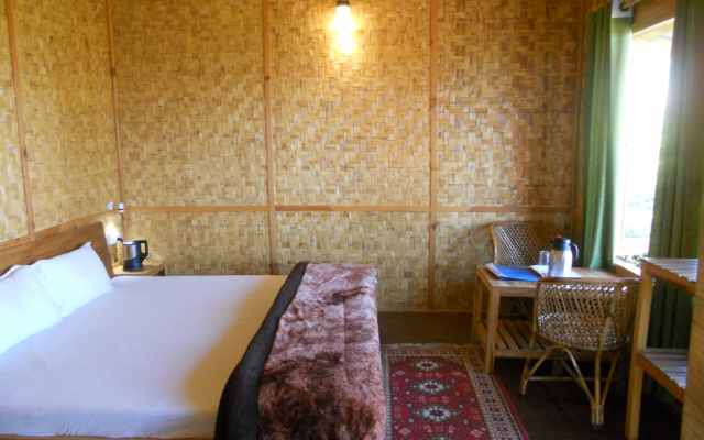 Sumit Hotel Kausani