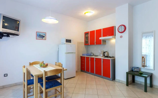 Apartments Pino