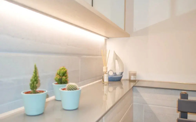 1 Bedroom Flat in Historic Building