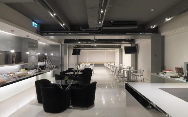 Dandy Hotel Daan Park Branch