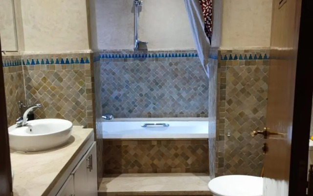 Bel Appartement dans une résidence Fermée avec piscine
