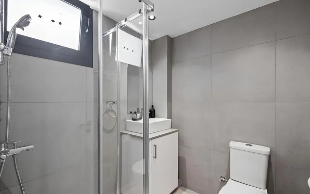 Finikoudes Marina View 202