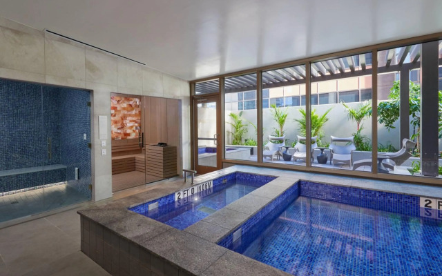 Renaissance Honolulu Hotel & Spa