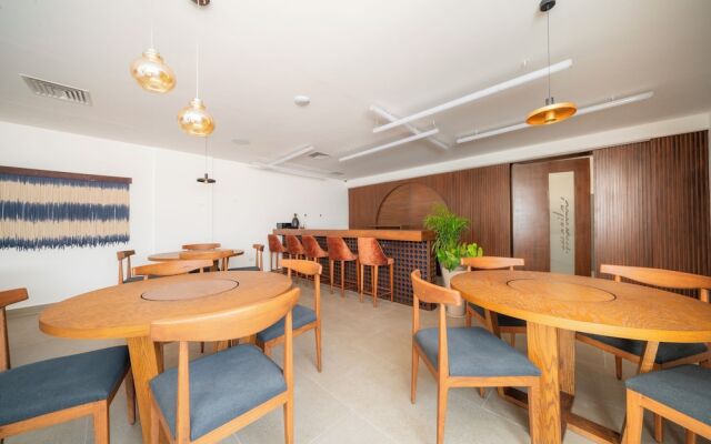 Marila - Luxury 3 BR - Ocean View & Pool